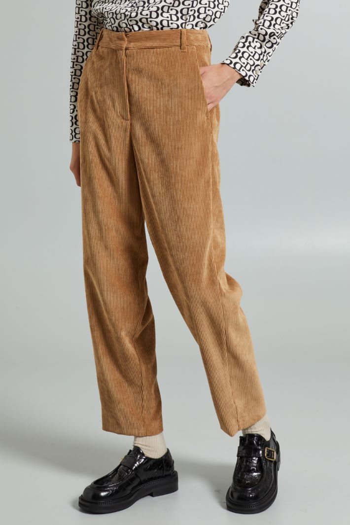 Baggy velvet trousers Intrend - 3