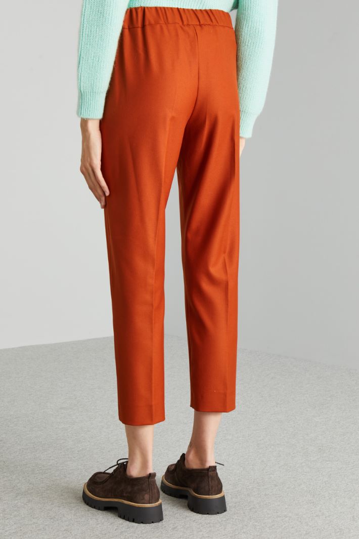 Gabardine carrot trousers Intrend - 2