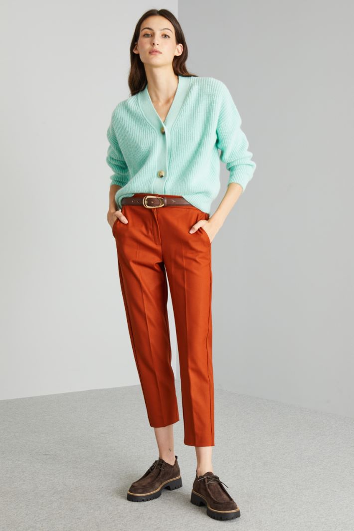 Gabardine carrot trousers Intrend