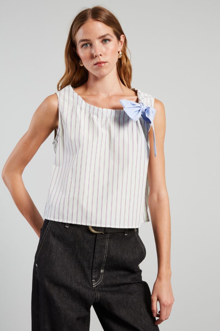 Bow-embellished poplin top Intrend - 3