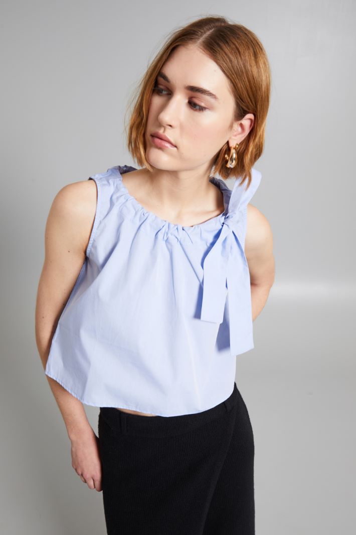 Bow-embellished poplin top Intrend - 3