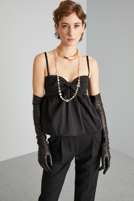 Bow-embellished ottoman top Intrend