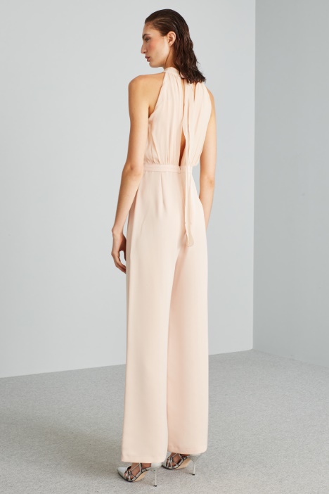 Tuta con scollo all'americana