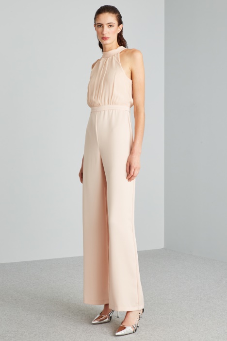 Tuta con scollo all'americana