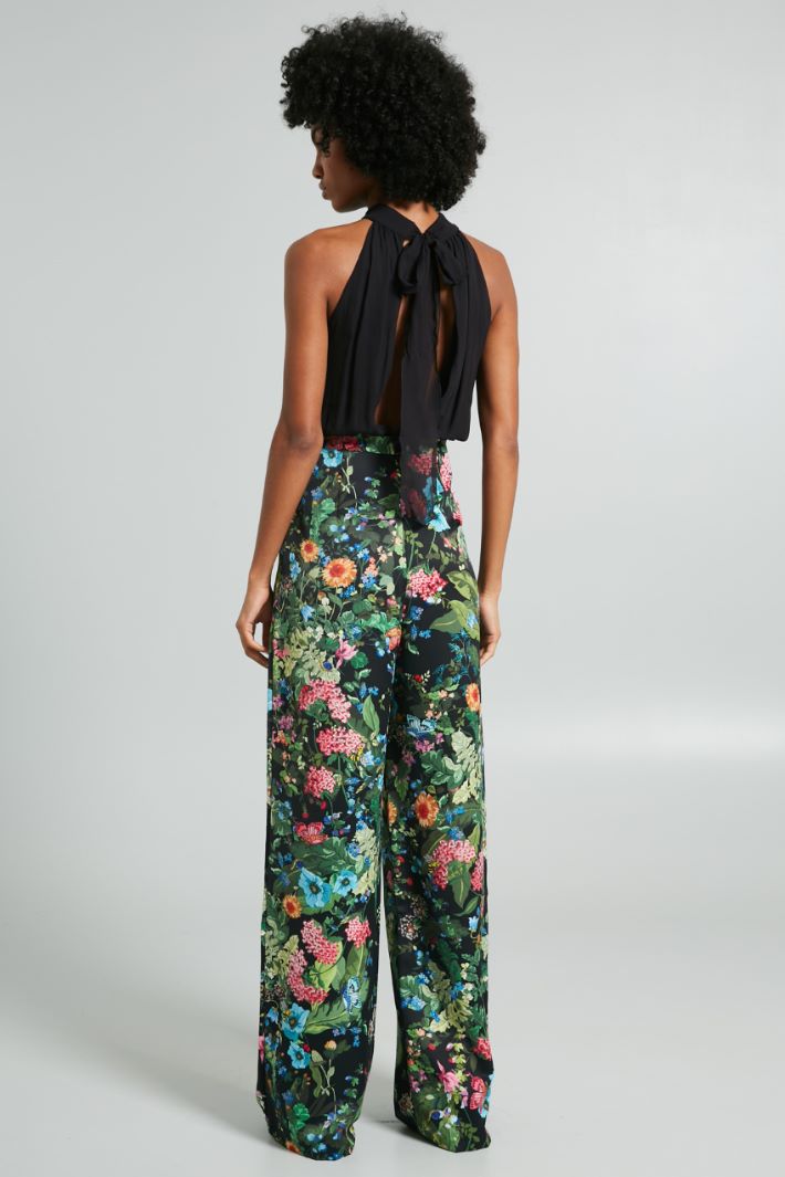 Halterneck jumpsuit Intrend - 2