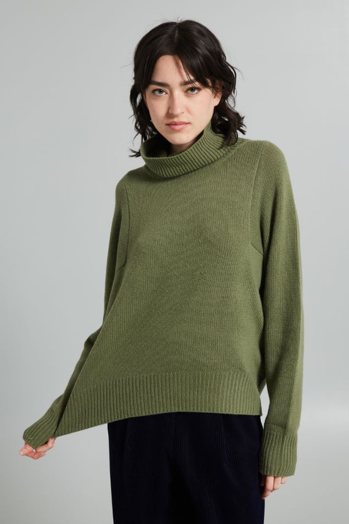 Sweater with soft neck Intrend - 3