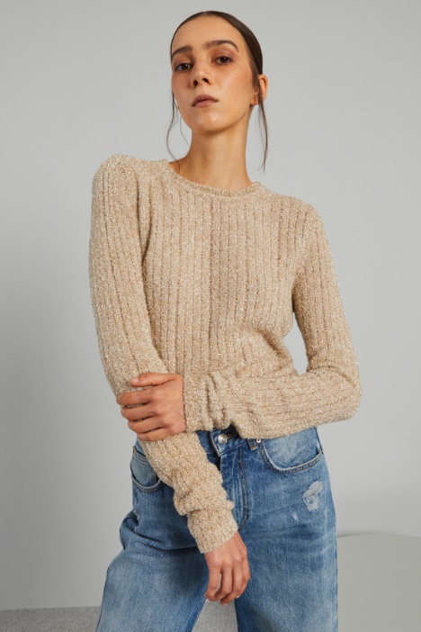 Brushed sweater with cut-out Intrend