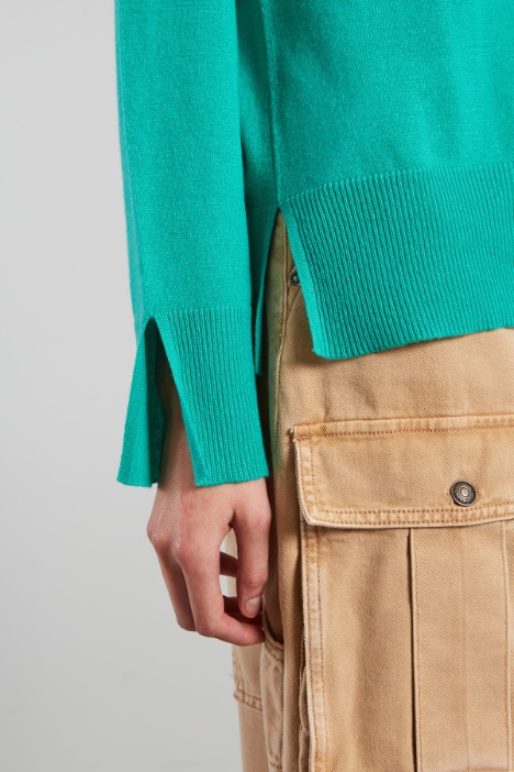 Jersey con pequeñas aberturas