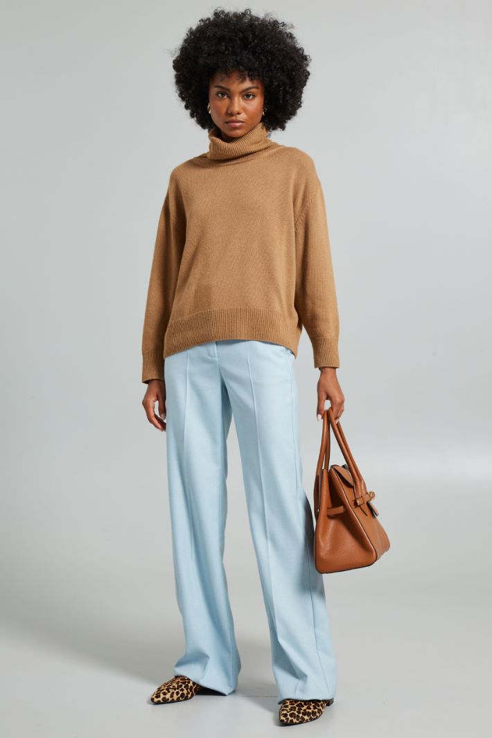 Loose fit polo-neck sweater Intrend