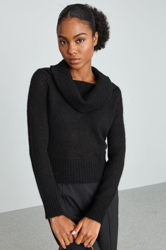 Folded collar sweater Intrend - 3