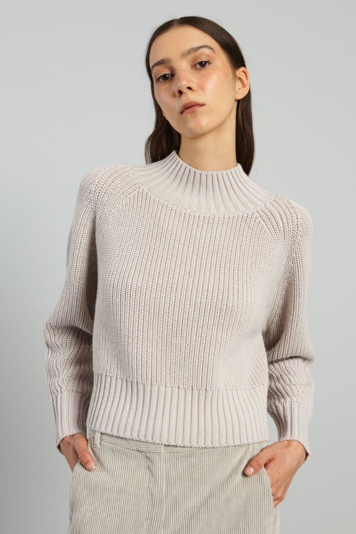 Crater-neck sweater Intrend - 3