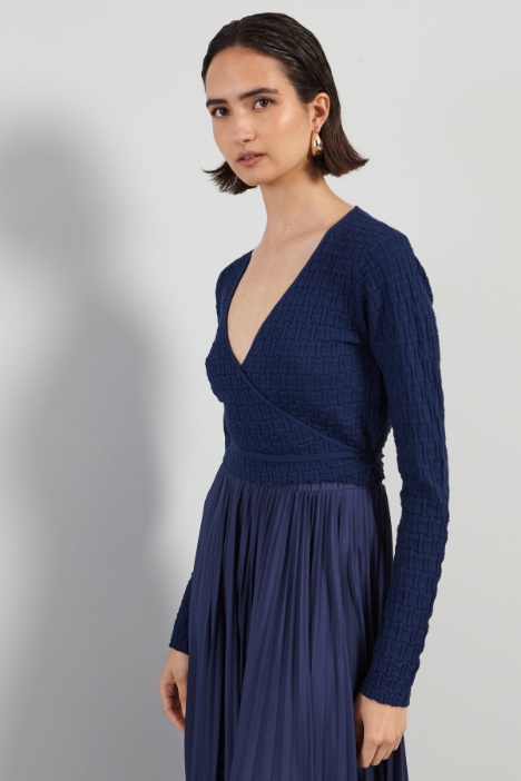 Shrug with raised knit Intrend