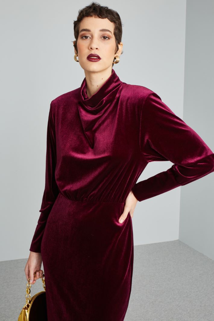 Velvet-jersey midi dress Intrend - 4