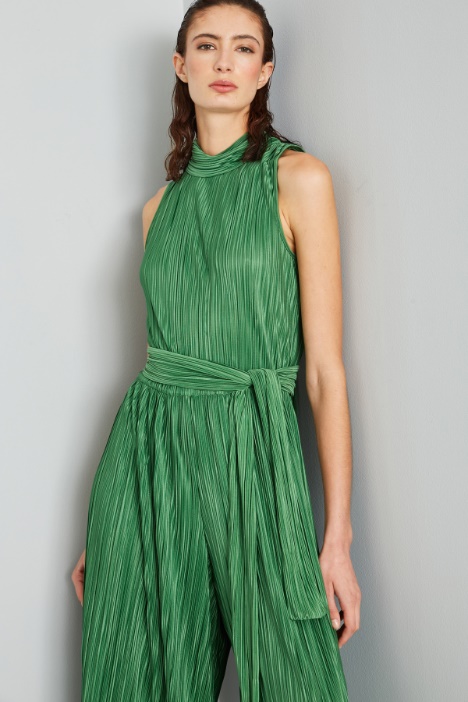 Tuta smanicata in jersey plissé