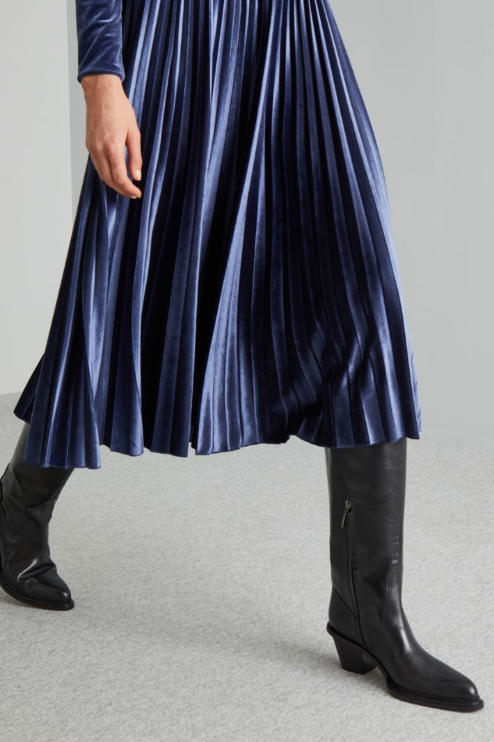 Pleated velvet-jersey midi skirt Intrend - 4