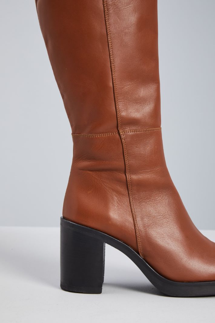 Square heel boots Intrend - 4