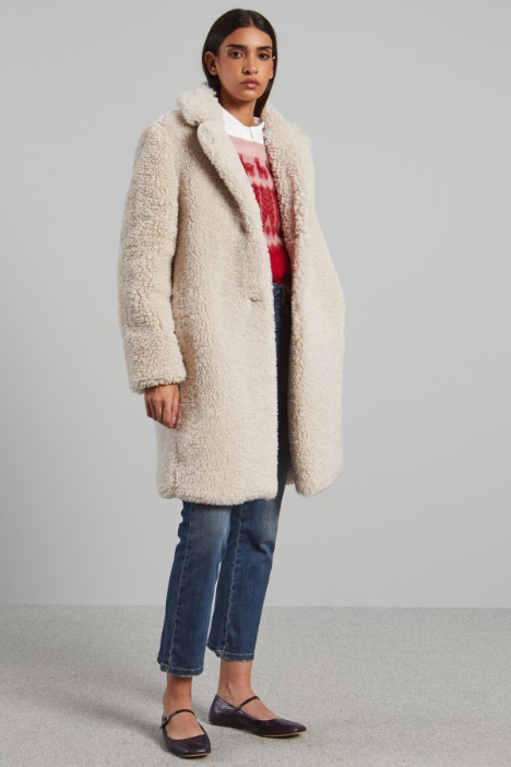 Plush-effect coat Intrend