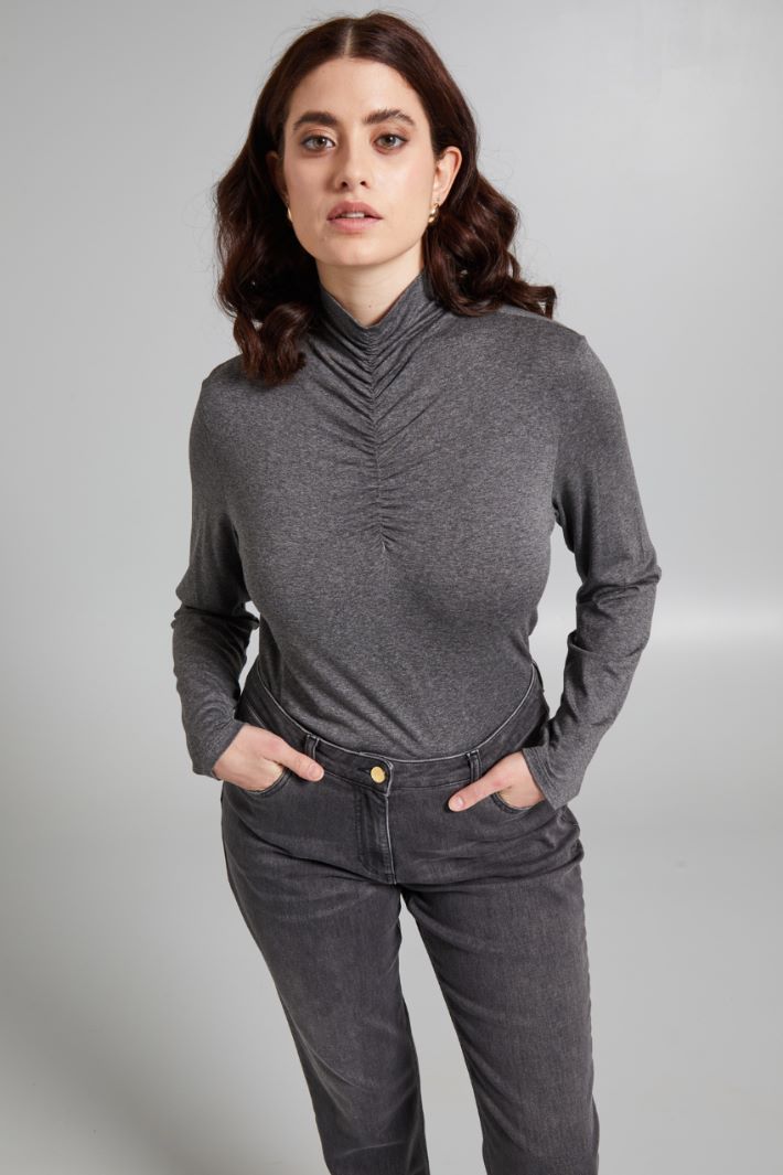 Gathered turtleneck sweater Intrend - 3