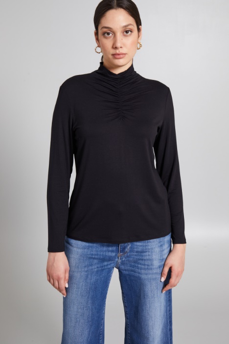 Gathered turtleneck sweater Intrend