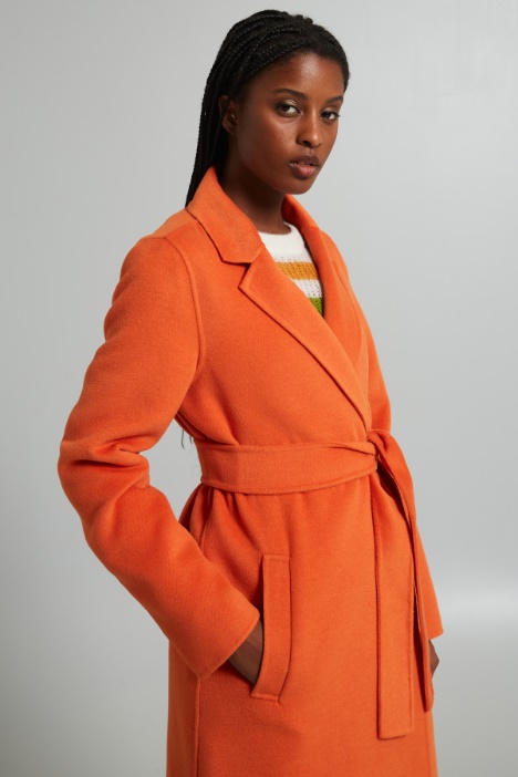 Cappotto lungo con cintura
