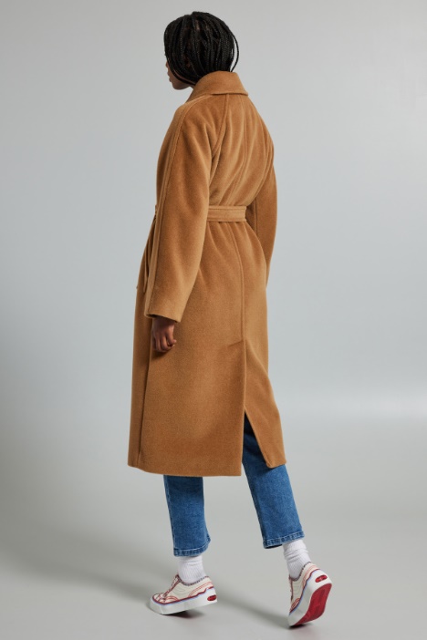 Cappotto over con cintura