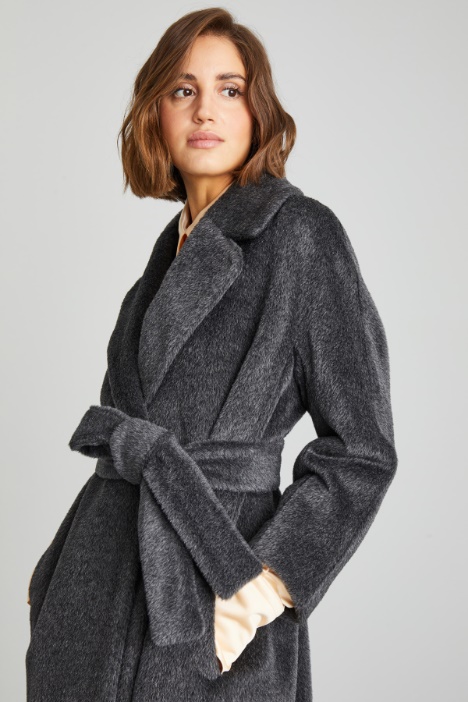 Cappotto in alpaca con cintura
