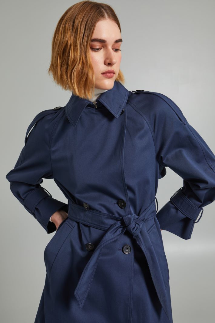 Double-breasted trench coat Intrend - 4