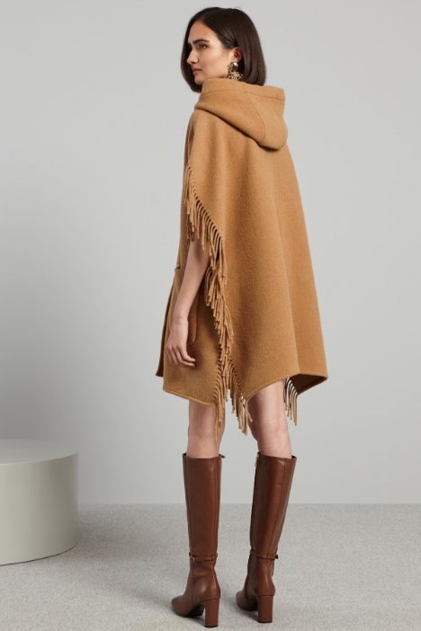 Poncho con frange