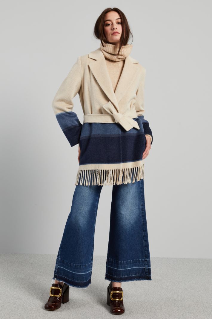 Fringed coat Intrend