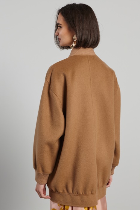 Giaccone con inserti in maglia