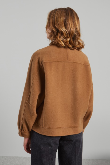 Giacca con collo montante