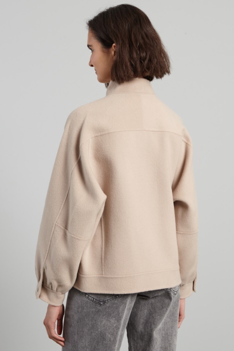 Giacca con collo montante