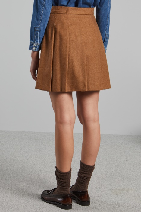 Gonna a pieghe in flanella