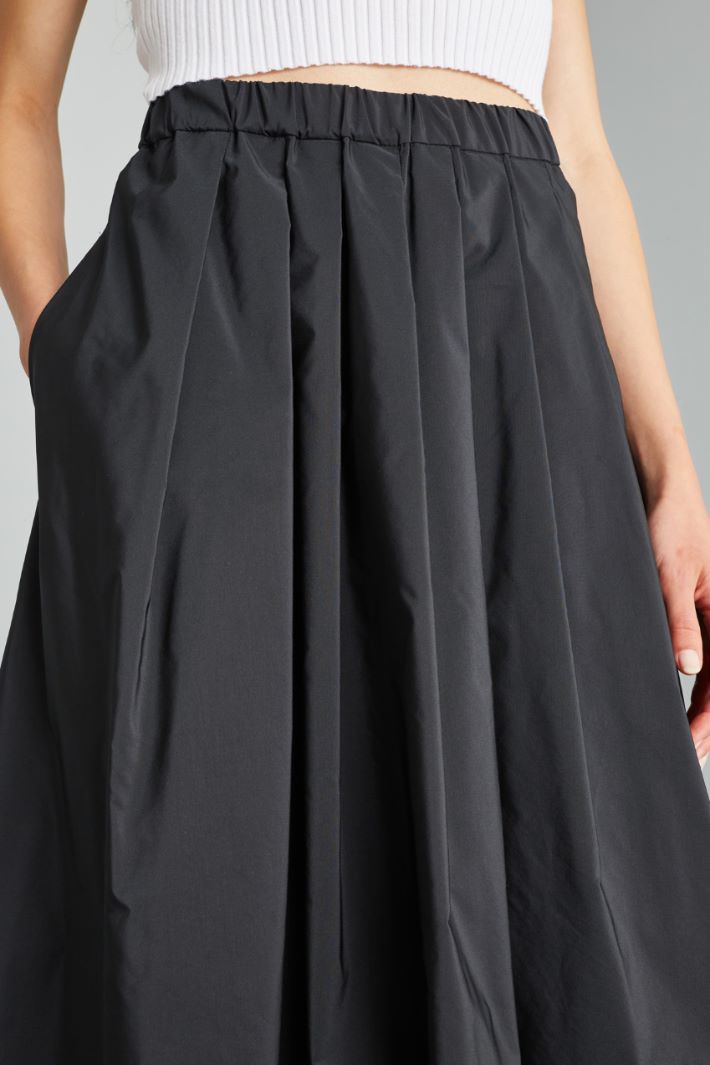 Full skirt in lamé taffeta Intrend - 4