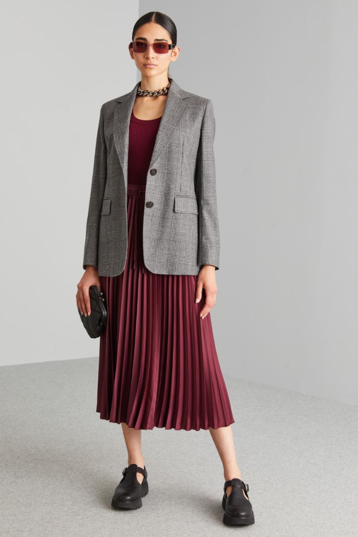 Pleated drawstring skirt burgundy Intrend