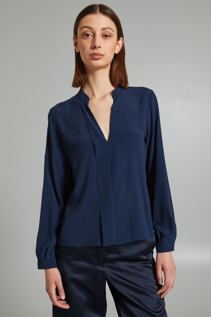 V-neck blouse Intrend - 3