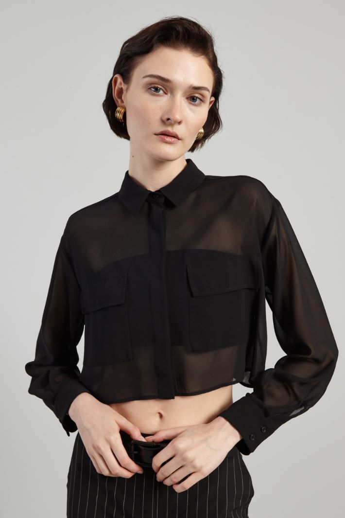 Cropped georgette shirt Intrend - 3