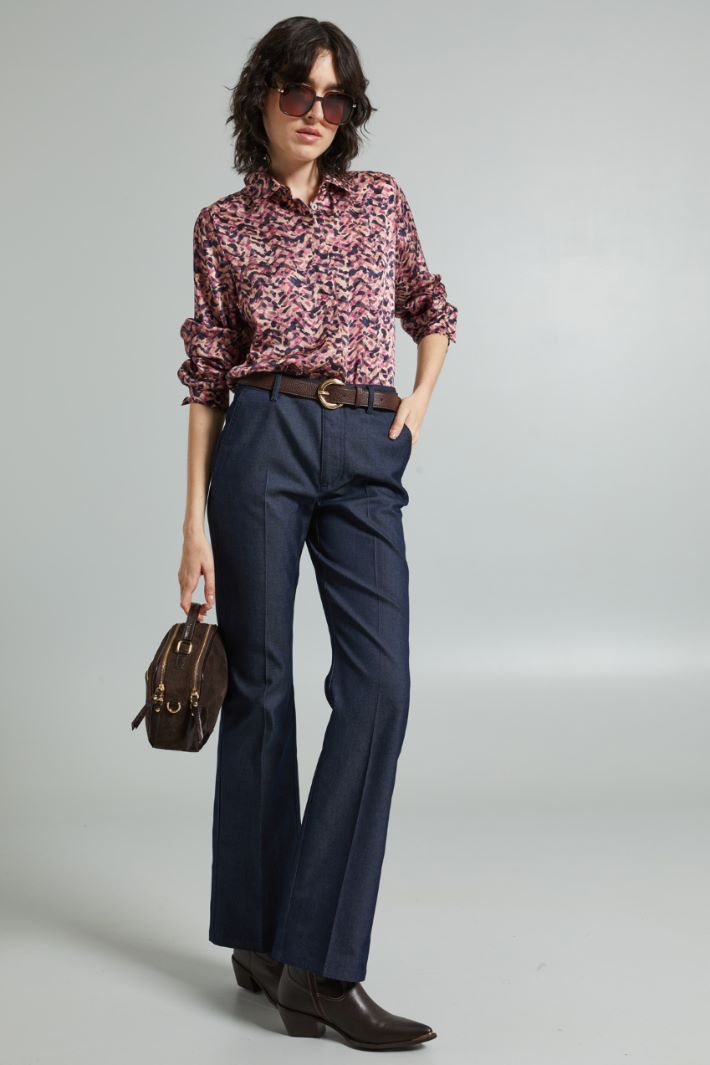 Print-adorned shirt Intrend