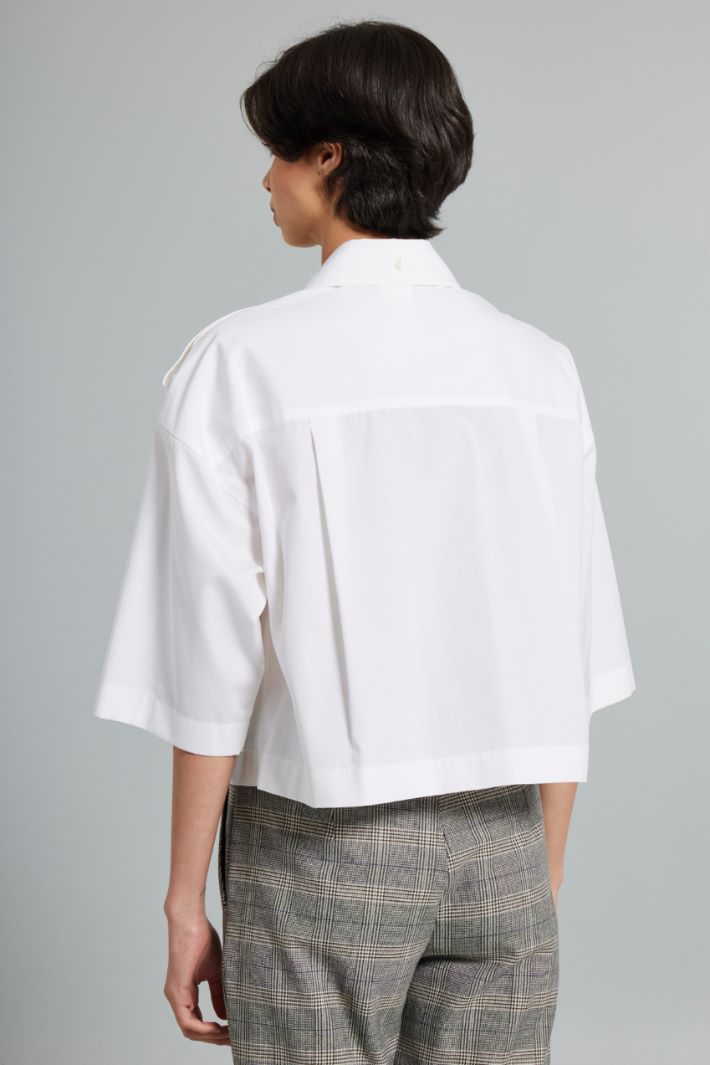 Cropped shirt with pockets Intrend - 2