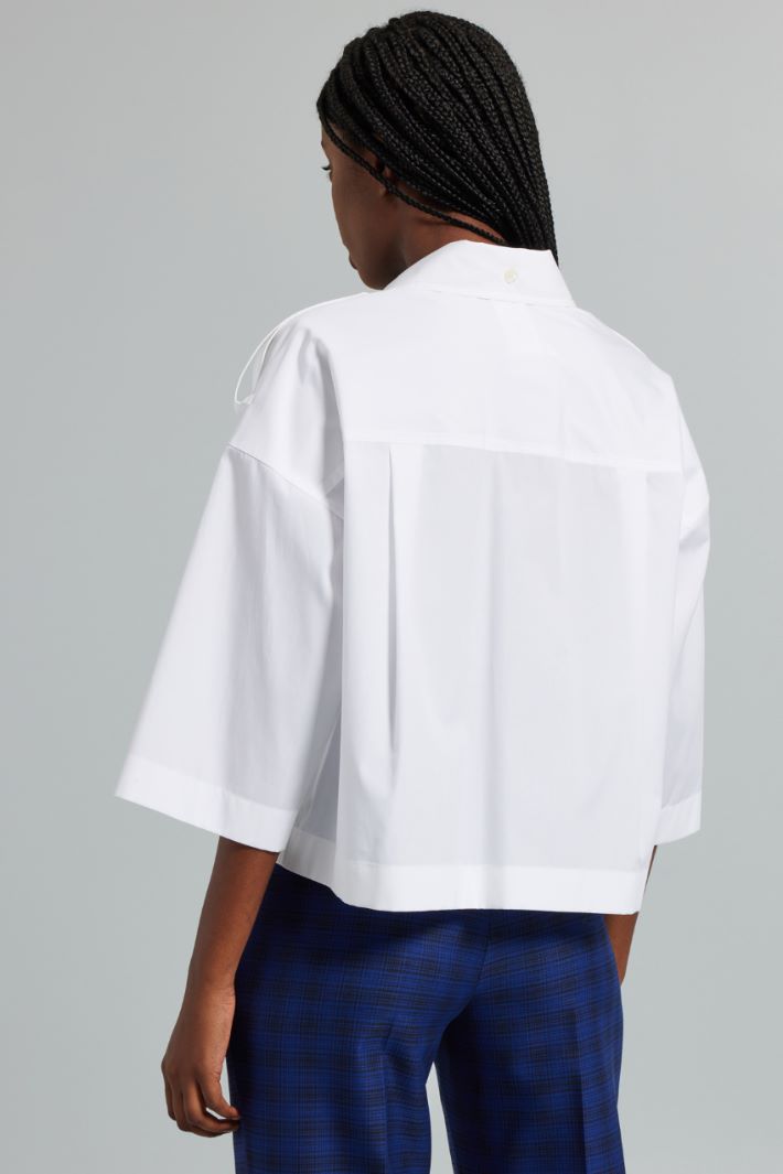 Cropped shirt with pockets Intrend - 2