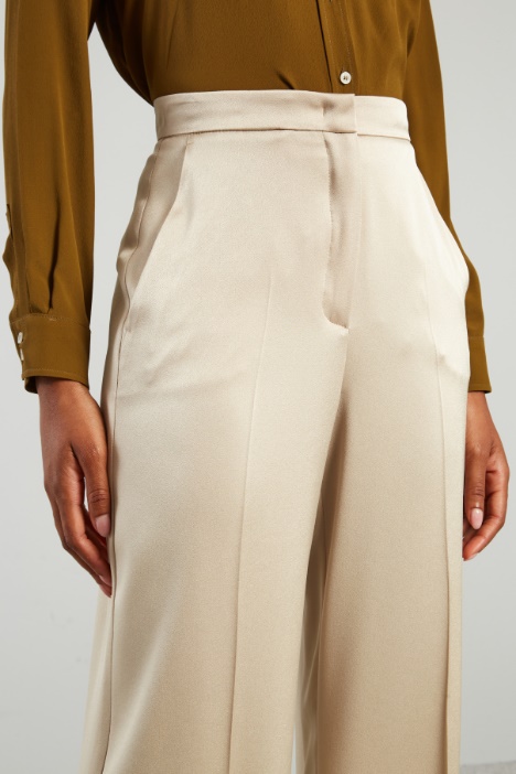 Pantaloni a palazzo in raso