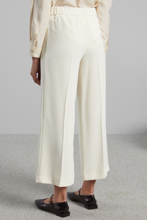 Pantaloni in enver satin