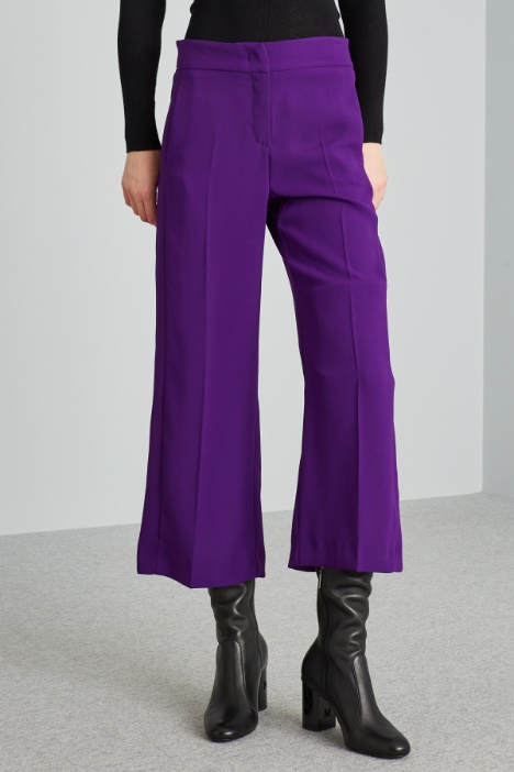 Pantaloni cropped flare