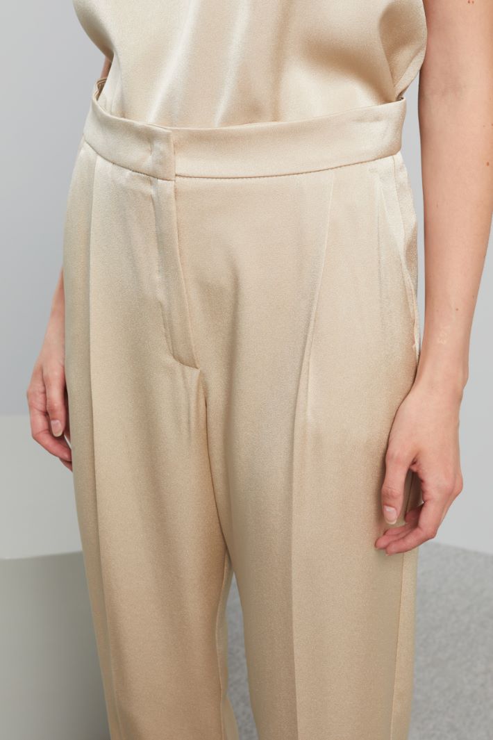 Satin carrot trousers Intrend - 4