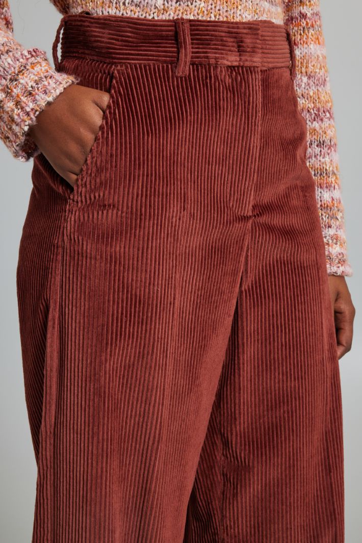 Corduroy trousers Intrend - 4