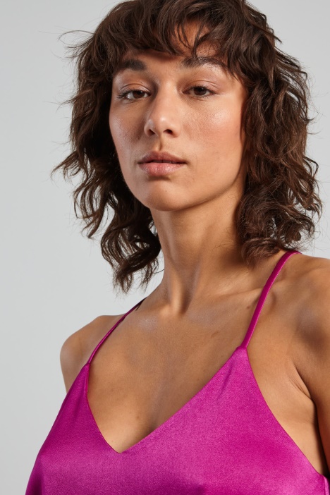 Top con spalline incrociate