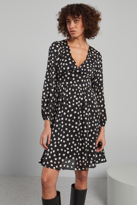 Abito con scollo a V