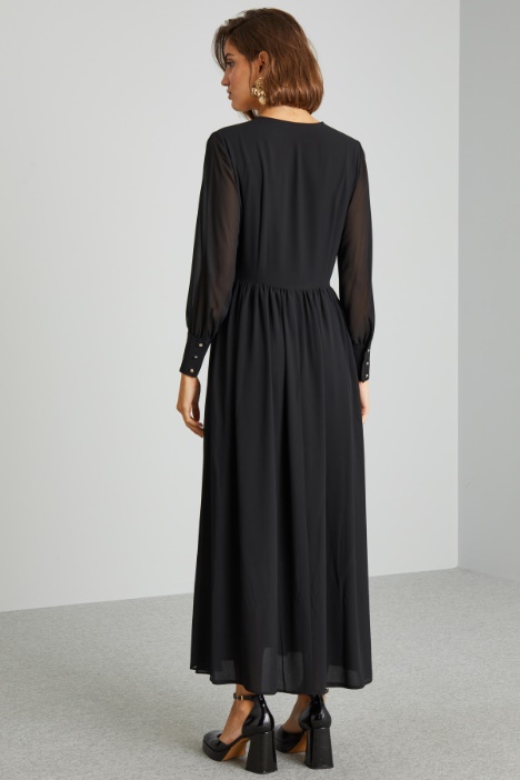 Abito a maniche lunghe