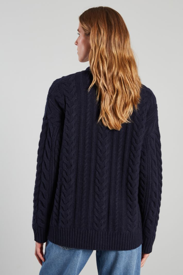 Loose cable-knit cardigan Intrend - 2