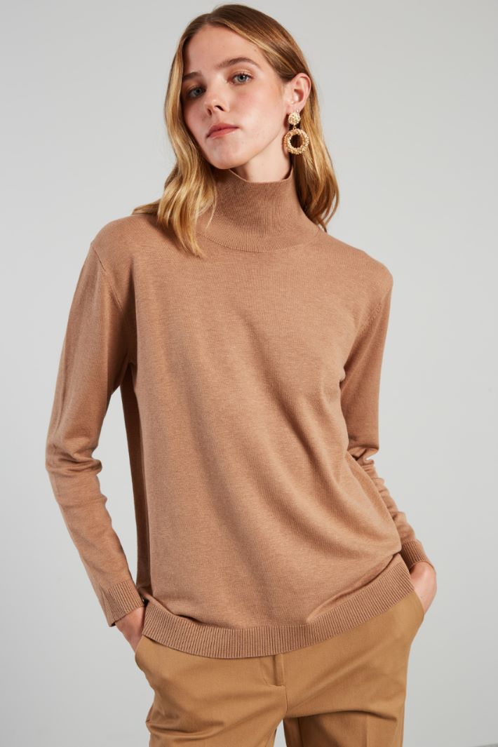 Silk and wool yarn turtleneck sweater Intrend - 3